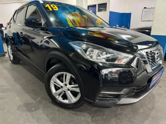 NISSAN KICKS 1.6 16V FLEXSTART S 4P MANUAL NISSAN KICKS 1.6 16V FLEXSTART S 4P MANUAL