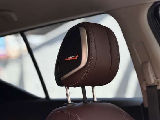 NISSAN-KICKS-2023