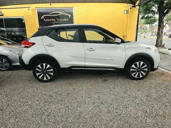NISSAN-KICKS-2020