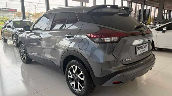 NISSAN-KICKS-2024
