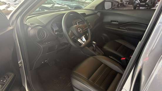 NISSAN-KICKS-2024