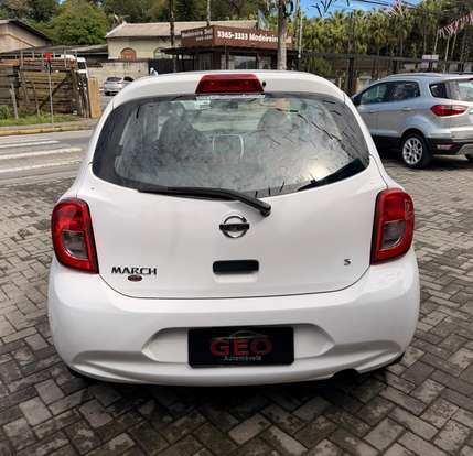 NISSAN-MARCH-2017