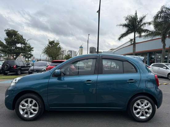 NISSAN-MARCH-2017