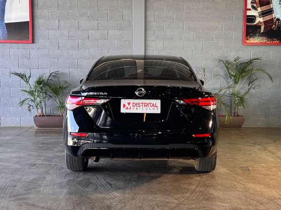 NISSAN-SENTRA-2023