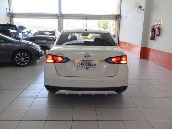 NISSAN-VERSA-2025