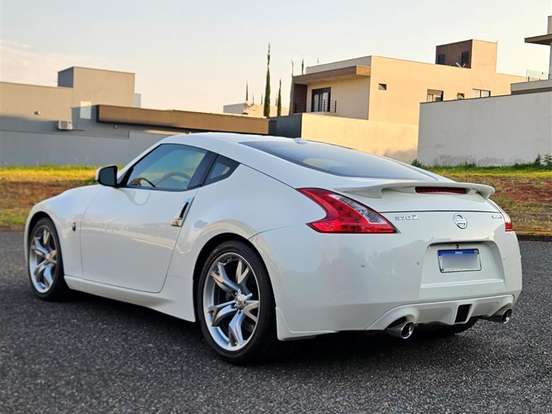 NISSAN-370Z-3.7 V6 GASOLINA SPORT AUTOMÁTICO NISSAN-370Z-2011