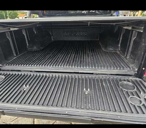 NISSAN-FRONTIER-2010