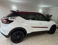 NISSAN KICKS 1.6 16V FLEXSTART XPLAY XTRONIC NISSAN KICKS 1.6 16V FLEXSTART XPLAY XTRONIC