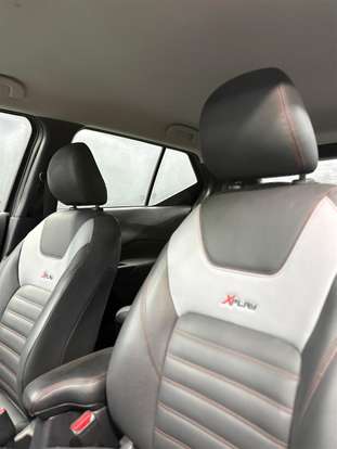 NISSAN-KICKS-2023
