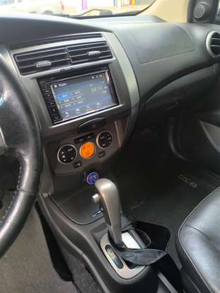 NISSAN-LIVINA-2013