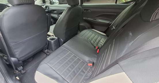 NISSAN-VERSA-2021