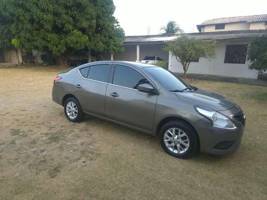 NISSAN-VERSA-2015