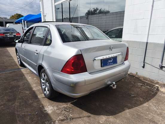 PEUGEOT-307-1.6 PRESENCE PACK 16V FLEX 4P MANUAL PEUGEOT-307-2010