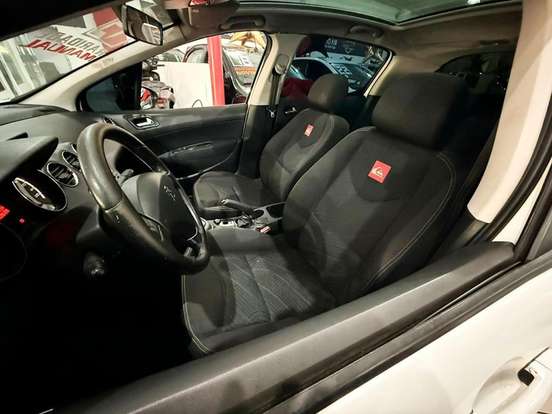 PEUGEOT-308-2014