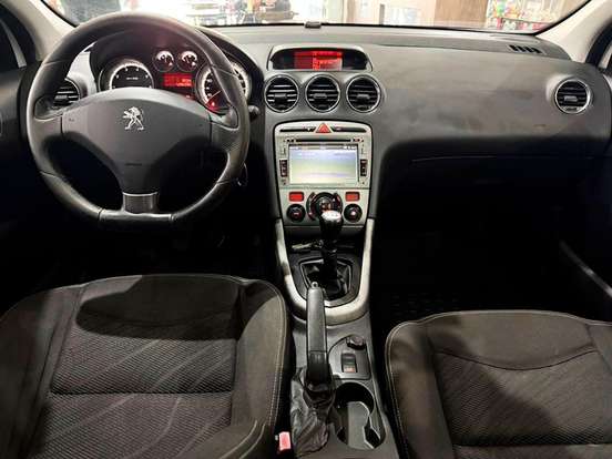 PEUGEOT-308-2014