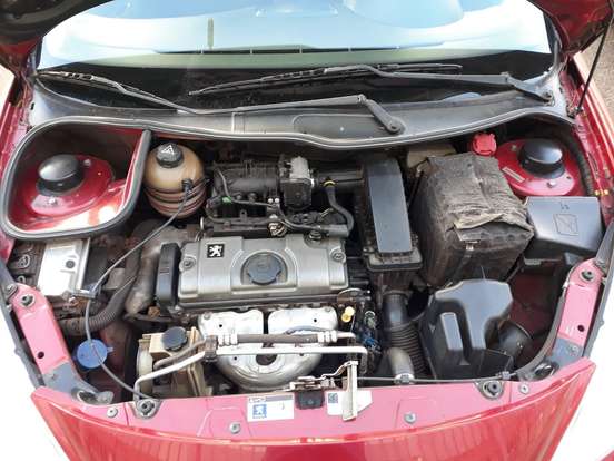 PEUGEOT-207-2010