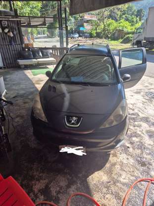 PEUGEOT-207-2009
