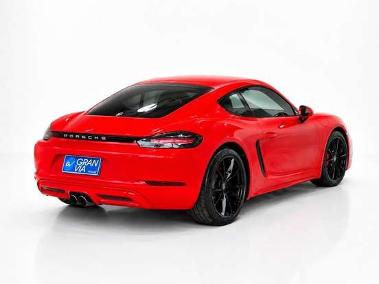 PORSCHE-718-2021