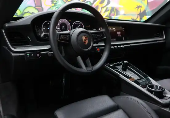 PORSCHE-911-2024