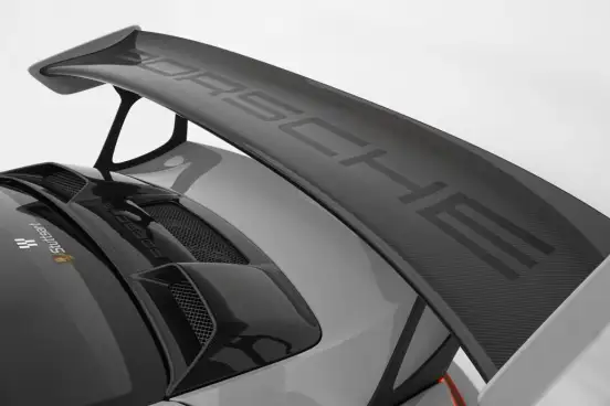 PORSCHE-911-2019