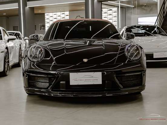 PORSCHE-911-2023