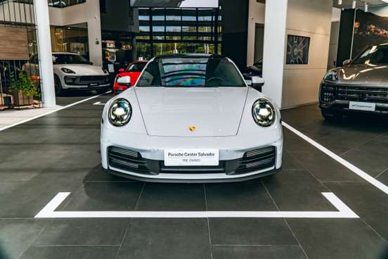 PORSCHE-911-2025