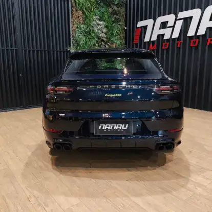 PORSCHE-CAYENNE-2022