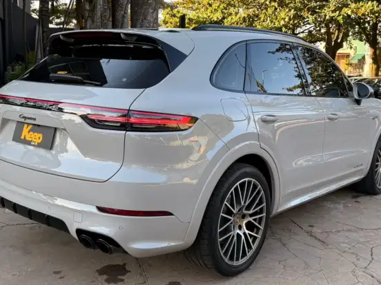 PORSCHE-CAYENNE-3.0 V6 E-HYBRID PLATINUM EDITION AWD TIPTRONIC S PORSCHE-CAYENNE-2022