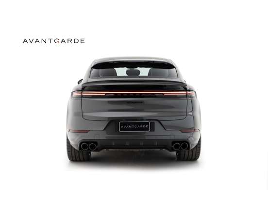 PORSCHE-CAYENNE-2025