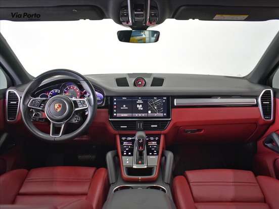 PORSCHE-CAYENNE-2023