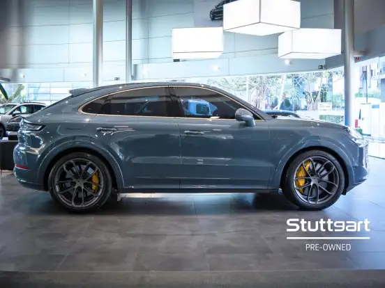 PORSCHE-CAYENNE-2025