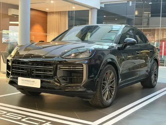 PORSCHE-CAYENNE-4.0 V8 E-HYBRID TURBO COUPÉ AWD TIPTRONIC S PORSCHE-CAYENNE-2025