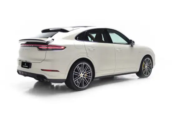 PORSCHE-CAYENNE-2023