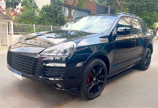 PORSCHE-CAYENNE-2010