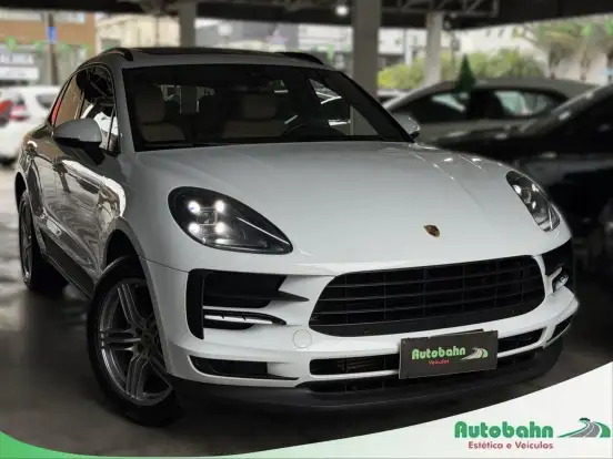 PORSCHE-MACAN-2021