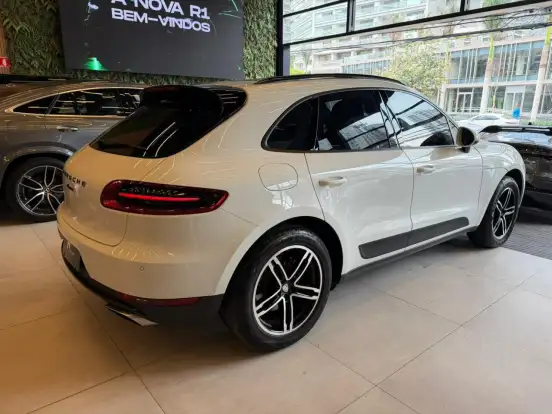 PORSCHE-MACAN-2.0 16V GASOLINA 4P AUTOMÁTICO PORSCHE-MACAN-2018