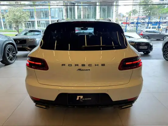 PORSCHE-MACAN-2.0 16V GASOLINA 4P AUTOMÁTICO PORSCHE-MACAN-2018