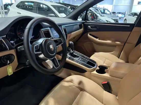PORSCHE-MACAN-2.0 16V GASOLINA 4P AUTOMÁTICO PORSCHE-MACAN-2018