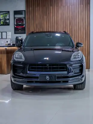 PORSCHE-MACAN-2025