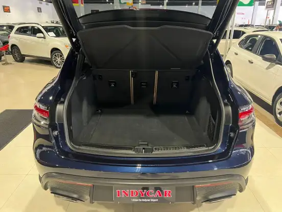 PORSCHE-MACAN-2023
