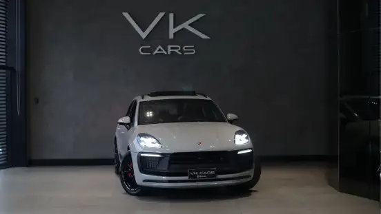 PORSCHE-MACAN-2023