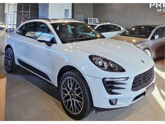 PORSCHE-MACAN-2018