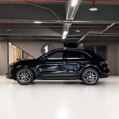 PORSCHE-MACAN-2025
