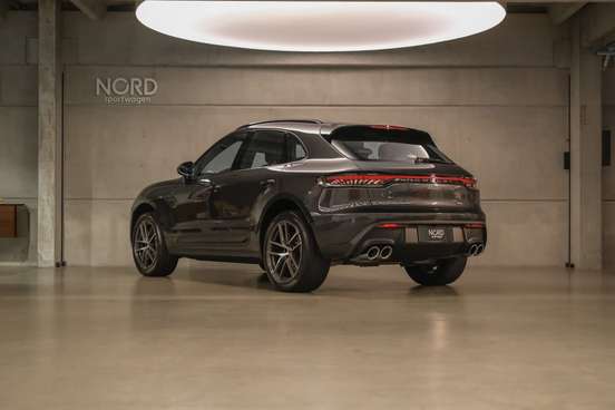 PORSCHE-MACAN-2024