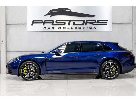 PORSCHE-PANAMERA-2019