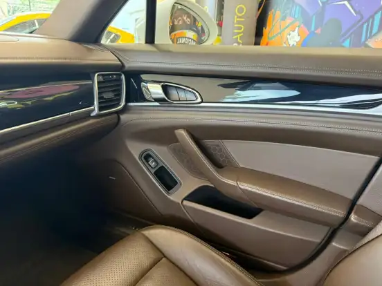 PORSCHE-PANAMERA-3.0 S V6 24V GASOLINA 4P AUTOMÁTICO PORSCHE-PANAMERA-2014