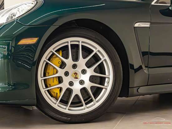 PORSCHE-PANAMERA-2009