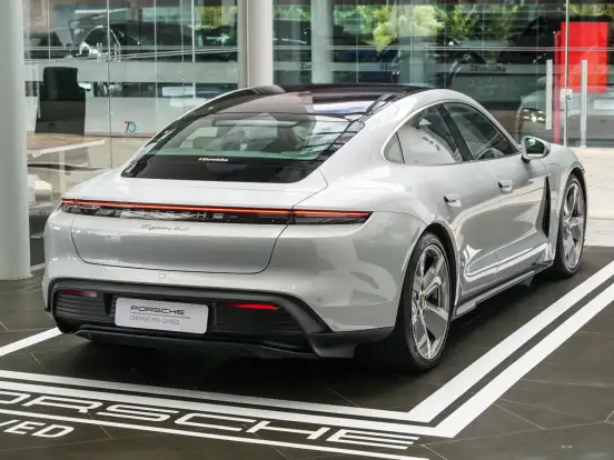 PORSCHE-TAYCAN-4S ELÉTRICO PORSCHE-TAYCAN-2022