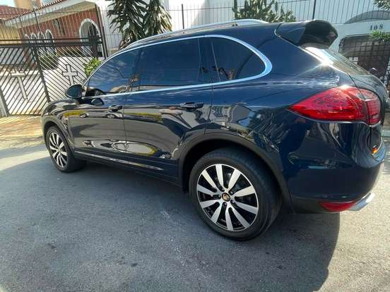 PORSCHE-CAYENNE-4.8 S 4X4 V8 32V GASOLINA 4P TIPTRONIC PORSCHE-CAYENNE-2011