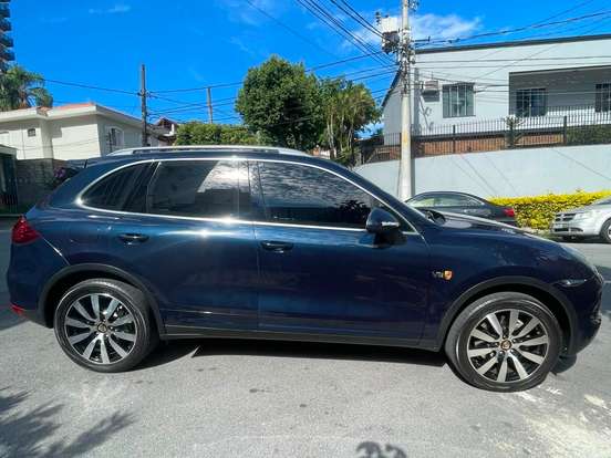 PORSCHE-CAYENNE-4.8 S 4X4 V8 32V GASOLINA 4P TIPTRONIC PORSCHE-CAYENNE-2011